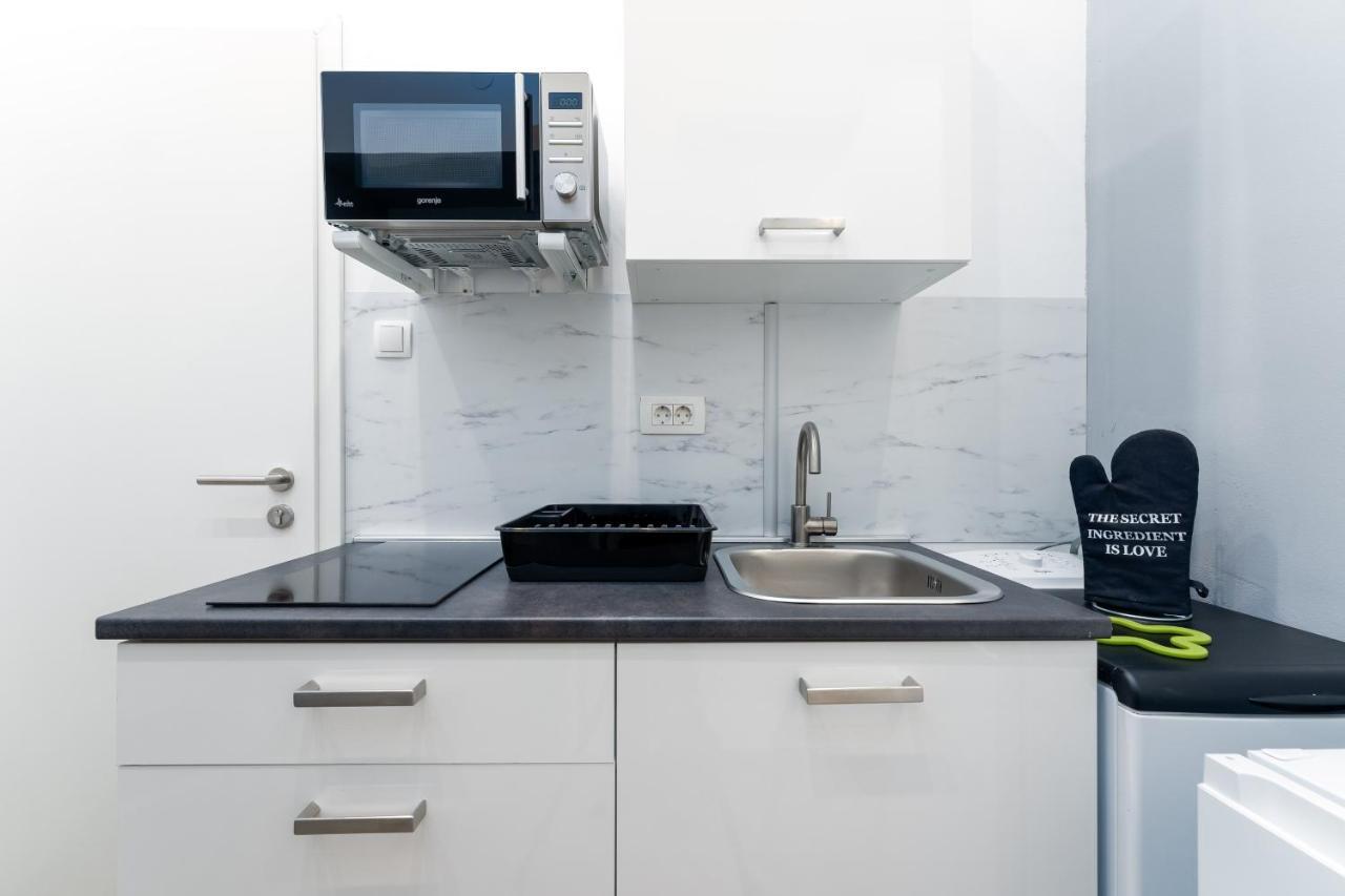 Centar Apartments Риека Экстерьер фото