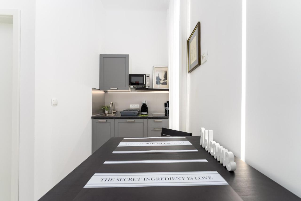 Centar Apartments Риека Экстерьер фото