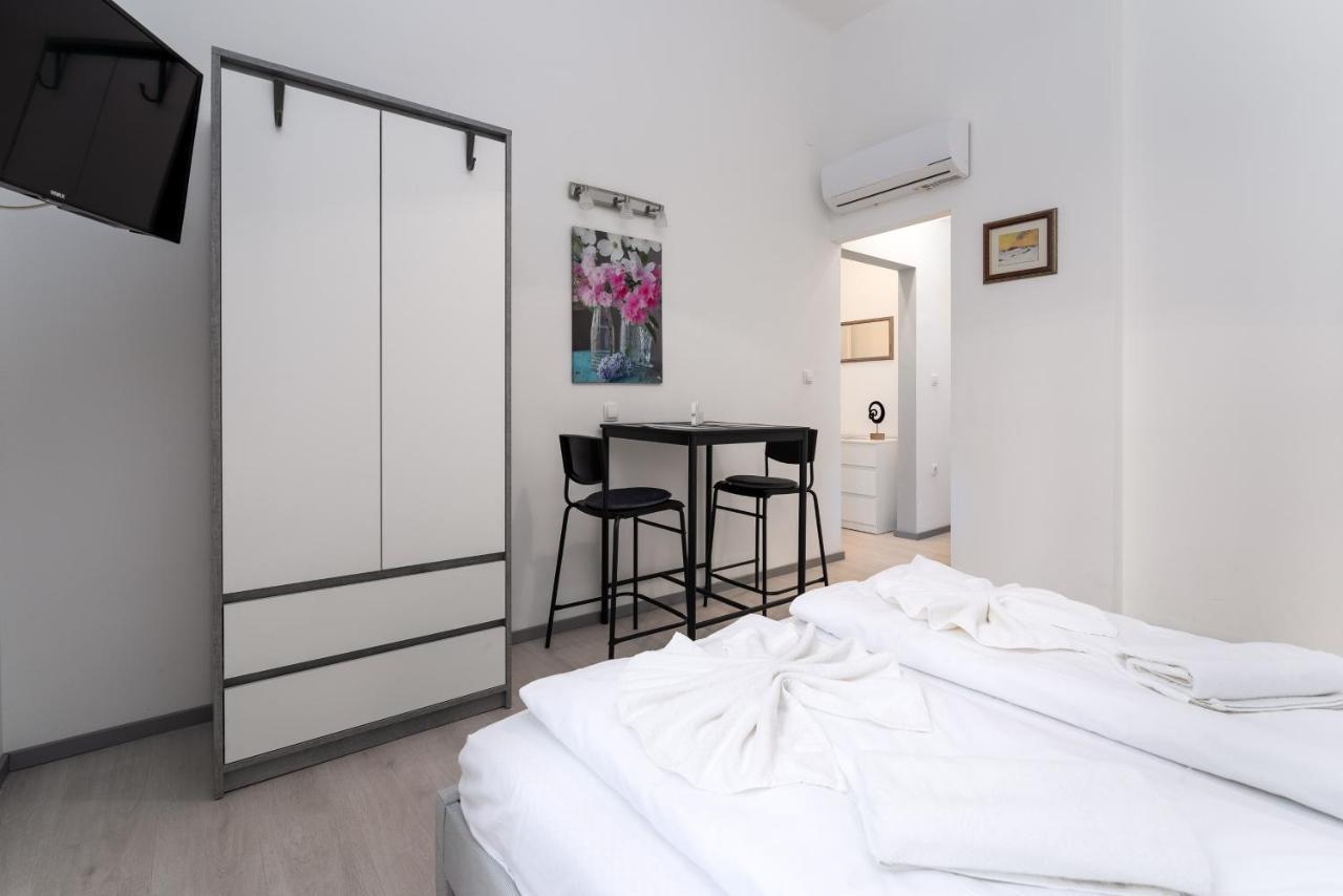 Centar Apartments Риека Экстерьер фото