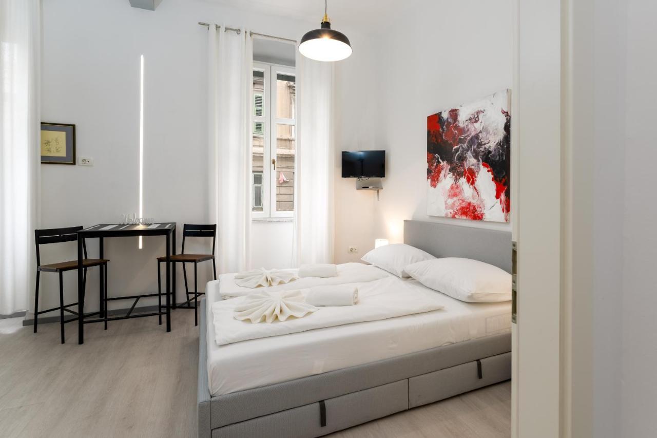 Centar Apartments Риека Экстерьер фото